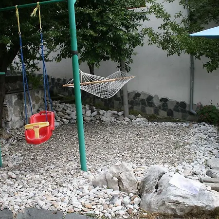 Casa de hóspedes Kamenik Yagodina